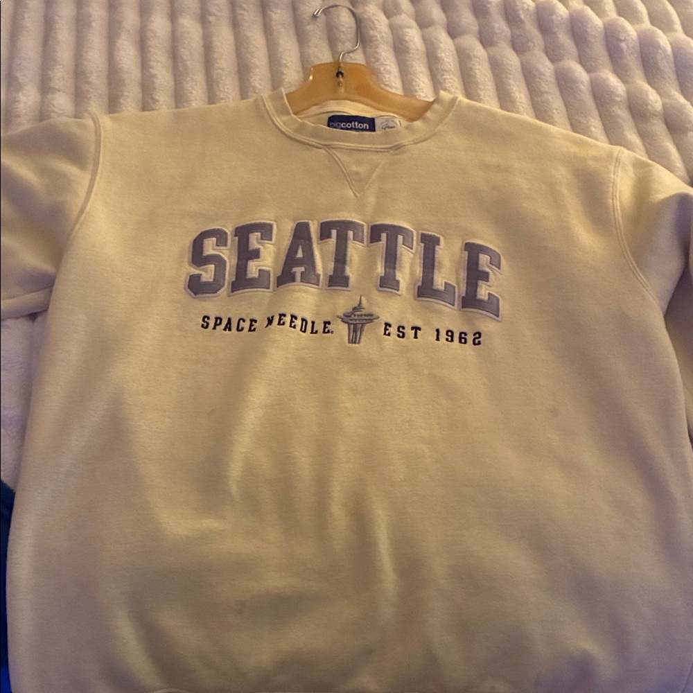 Seattle Space Needle Cream Crew Neck Sweater